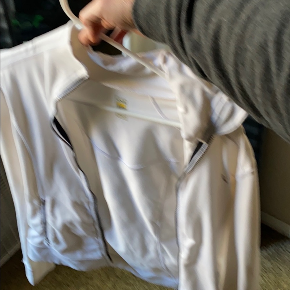Lolë jacket - Picture 4 of 4